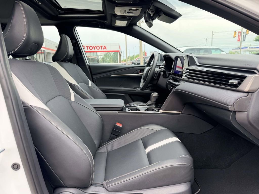 Certified 2025 Toyota Camry SE w/ Convenience Package FWD image 14