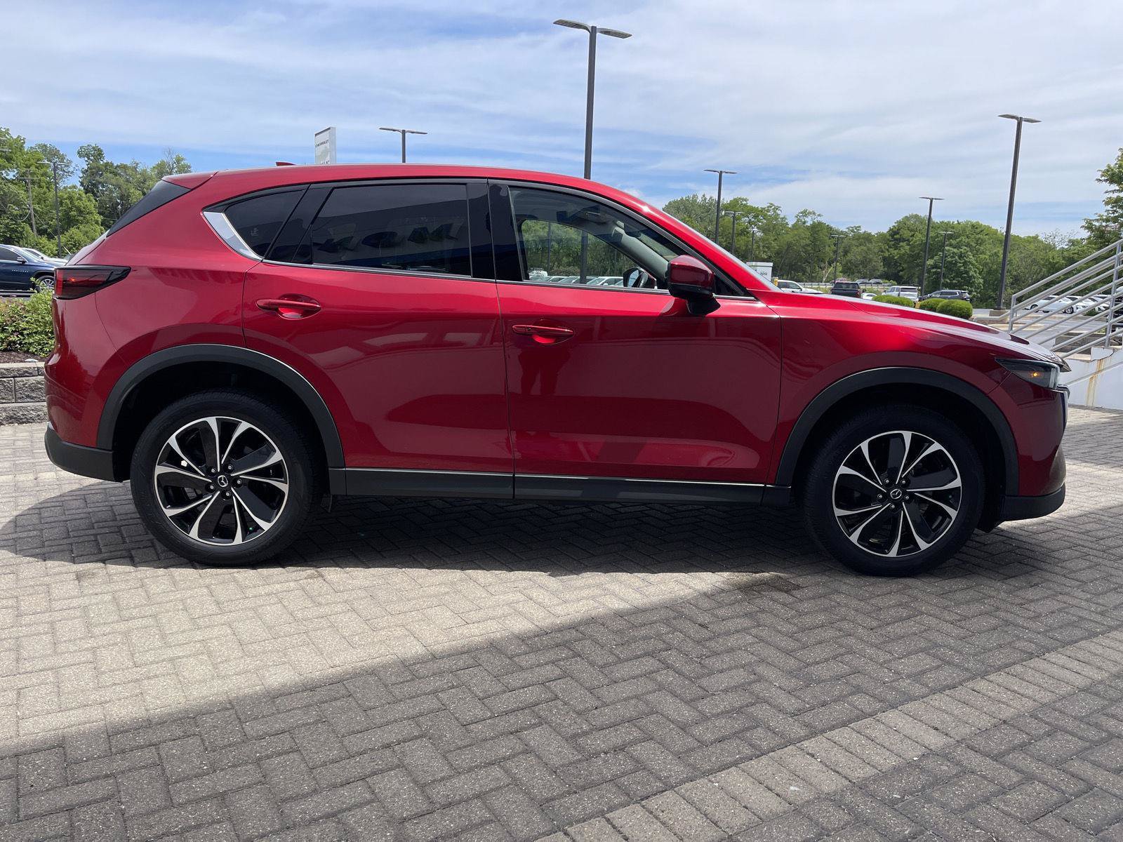 Used 2022 MAZDA CX-5 AWD 2.5 S w/ Premium Plus Pkg image 6