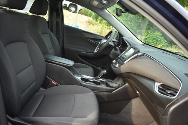 Certified 2018 Chevrolet Malibu LT FWD image 14