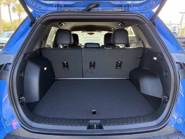New 2027 Chevrolet Equinox RS w/ Safety and Technology Package FWD image 11