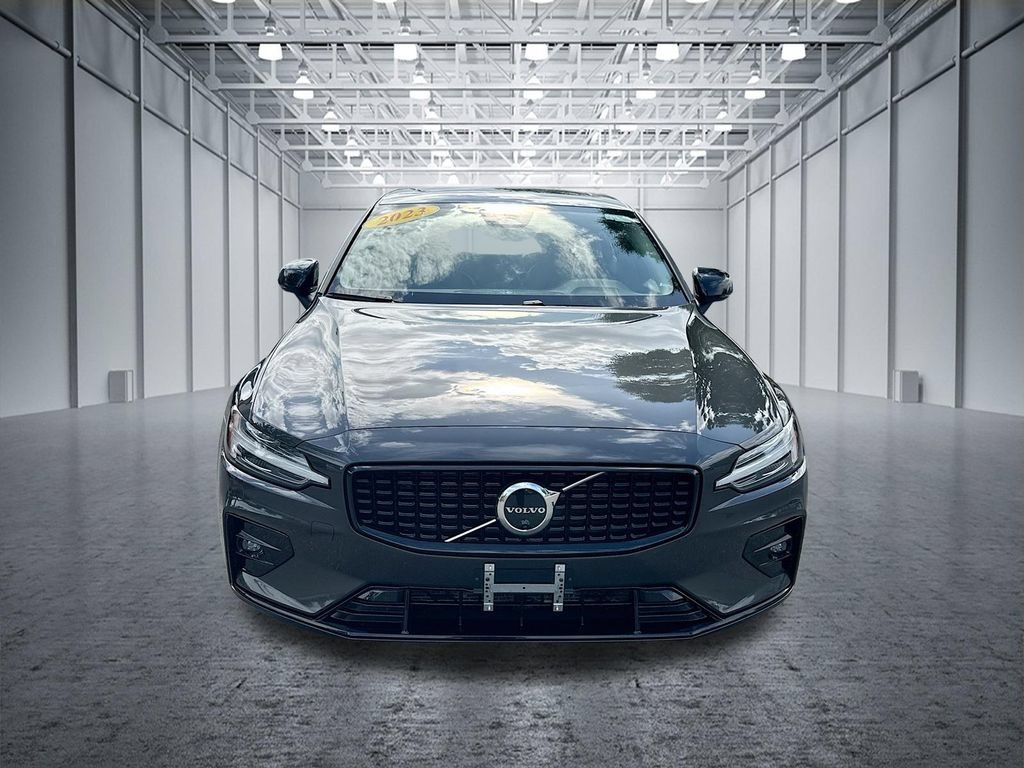 Used 2023 Volvo S60 B5 Plus AWD/4WD image 2