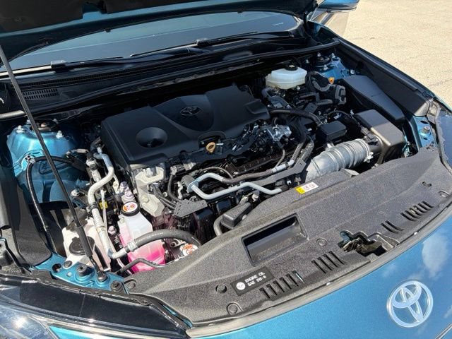 Used 2025 Toyota Camry XSE FWD image 9