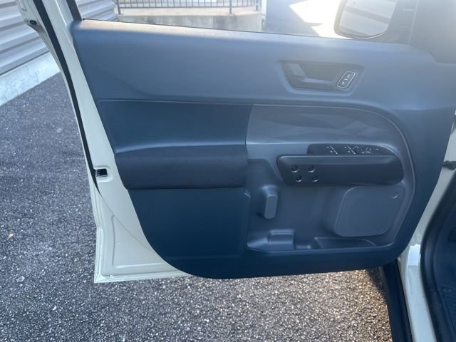 New 2025 Ford Maverick XL w/ Equipment Group 102A image 11