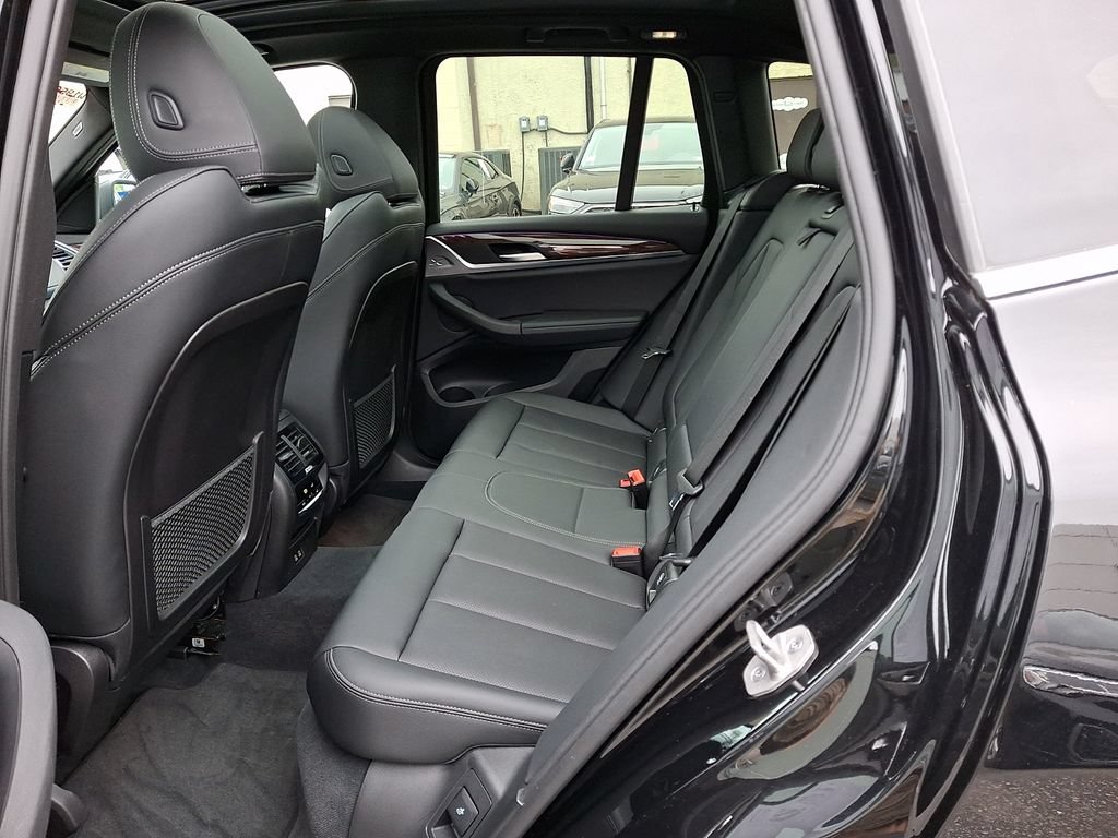Used 2023 BMW X3 xDrive30i w/ Premium Package AWD/4WD image 10