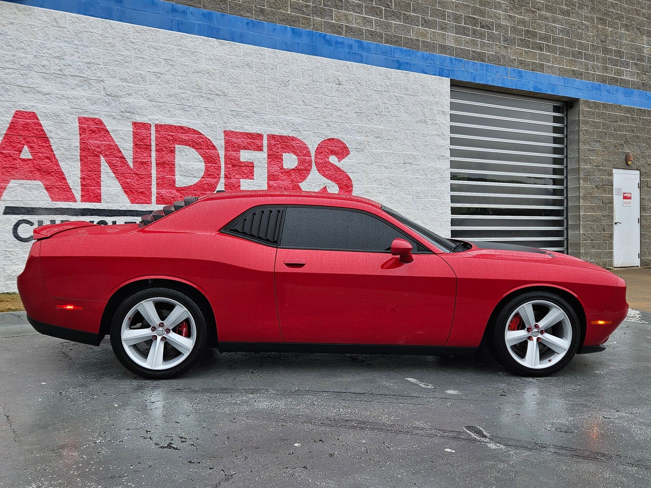 Used 2015 Dodge Challenger R/T w/ Quick Order Package 22B R/T image 8