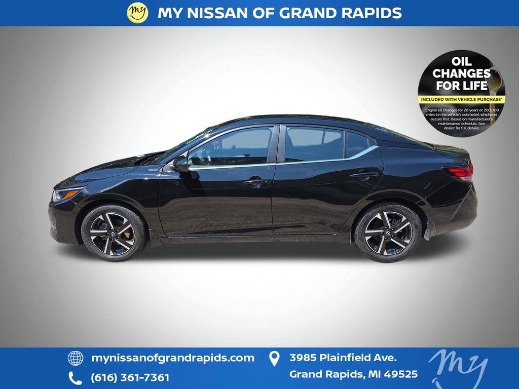 Used 2025 Nissan Sentra SV w/ All-Weather Package FWD image 5
