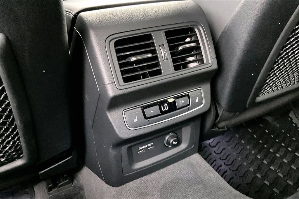 Used 2021 Audi SQ5 Prestige w/ Prestige Package AWD/4WD image 31