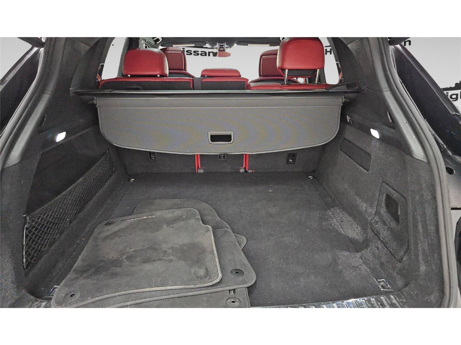 Used 2023 Porsche Cayenne Platinum Edition AWD/4WD image 19