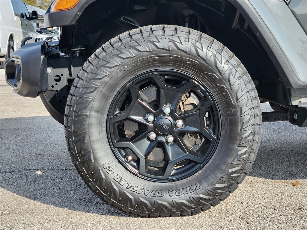 Used 2021 Jeep Gladiator Sport image 12