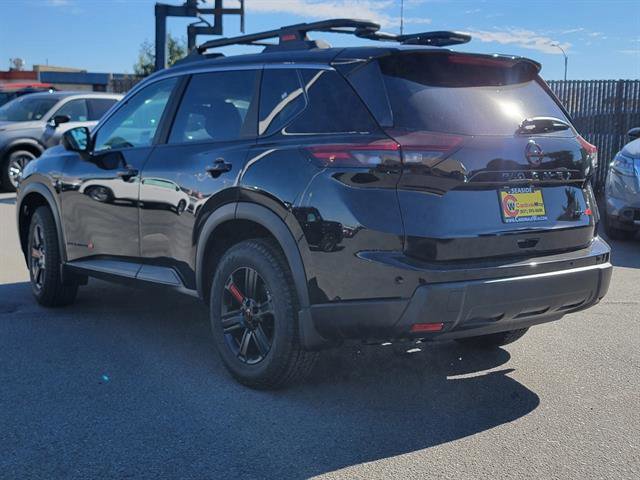 New 2025 Nissan Rogue SV image 4
