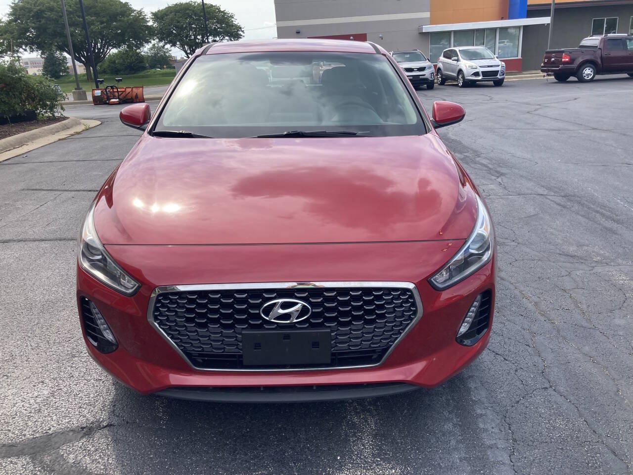 Used 2020 Hyundai Elantra GT FWD image 8