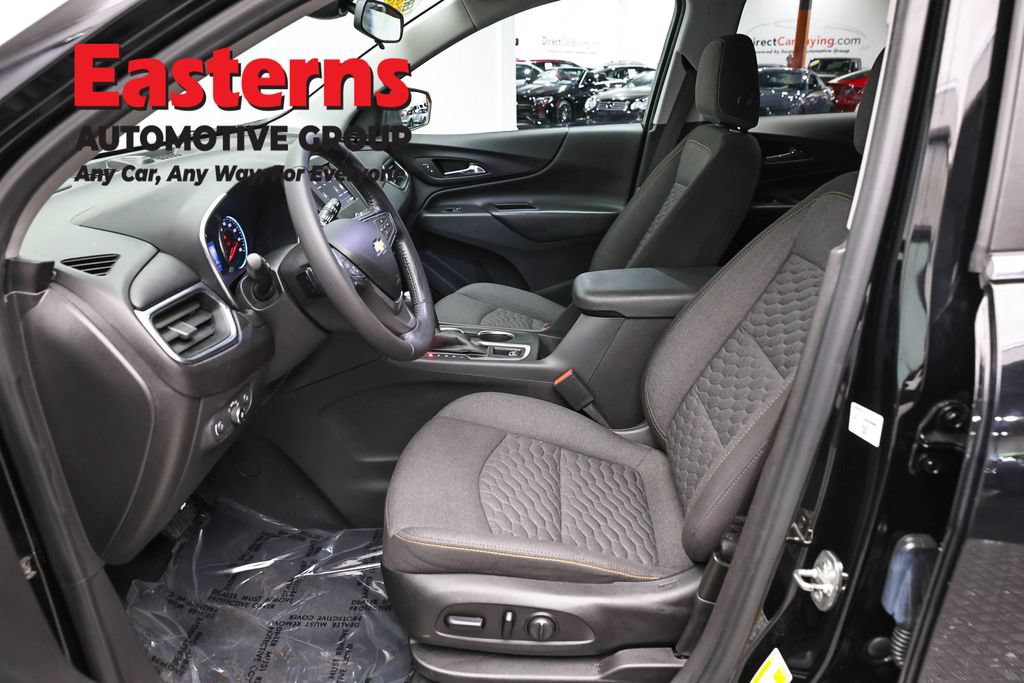 Used 2021 Chevrolet Equinox LT AWD/4WD image 14