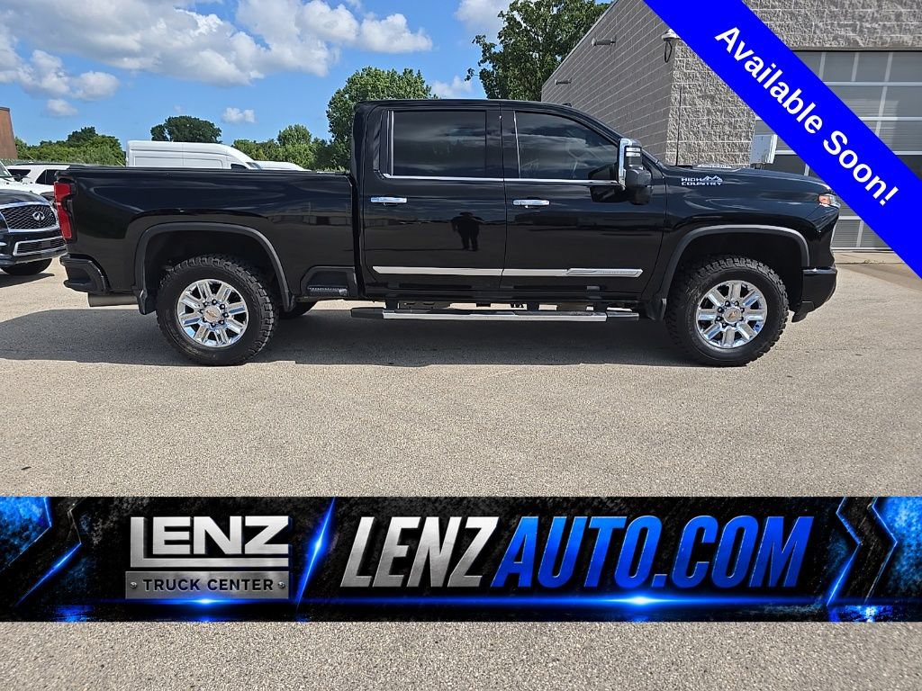 Used 2024 Chevrolet Silverado 3500 High Country w/ High Country Premium Package AWD/4WD image 1