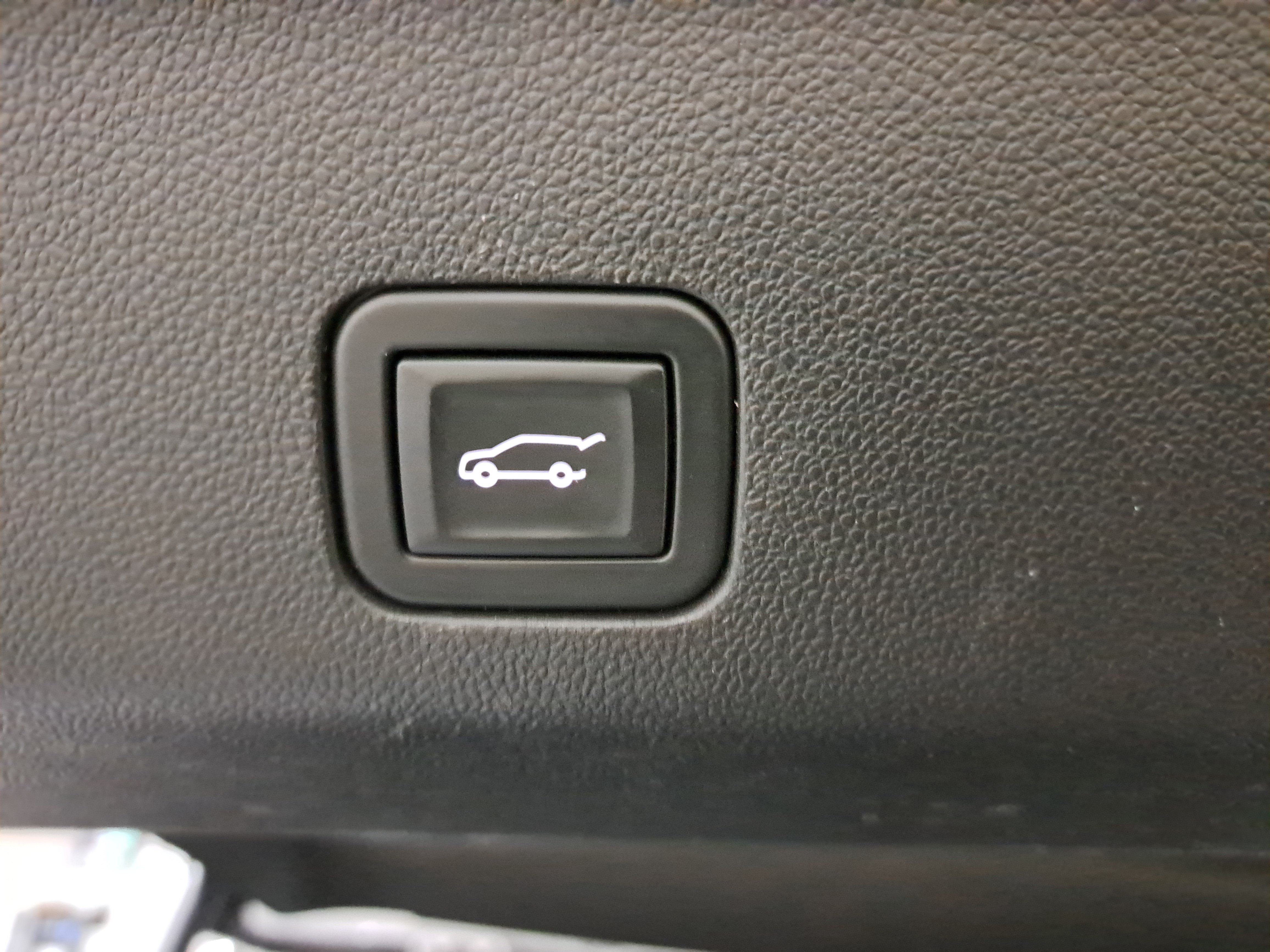 Used 2021 Chevrolet Tahoe LT w/ LT Signature Package AWD/4WD image 15