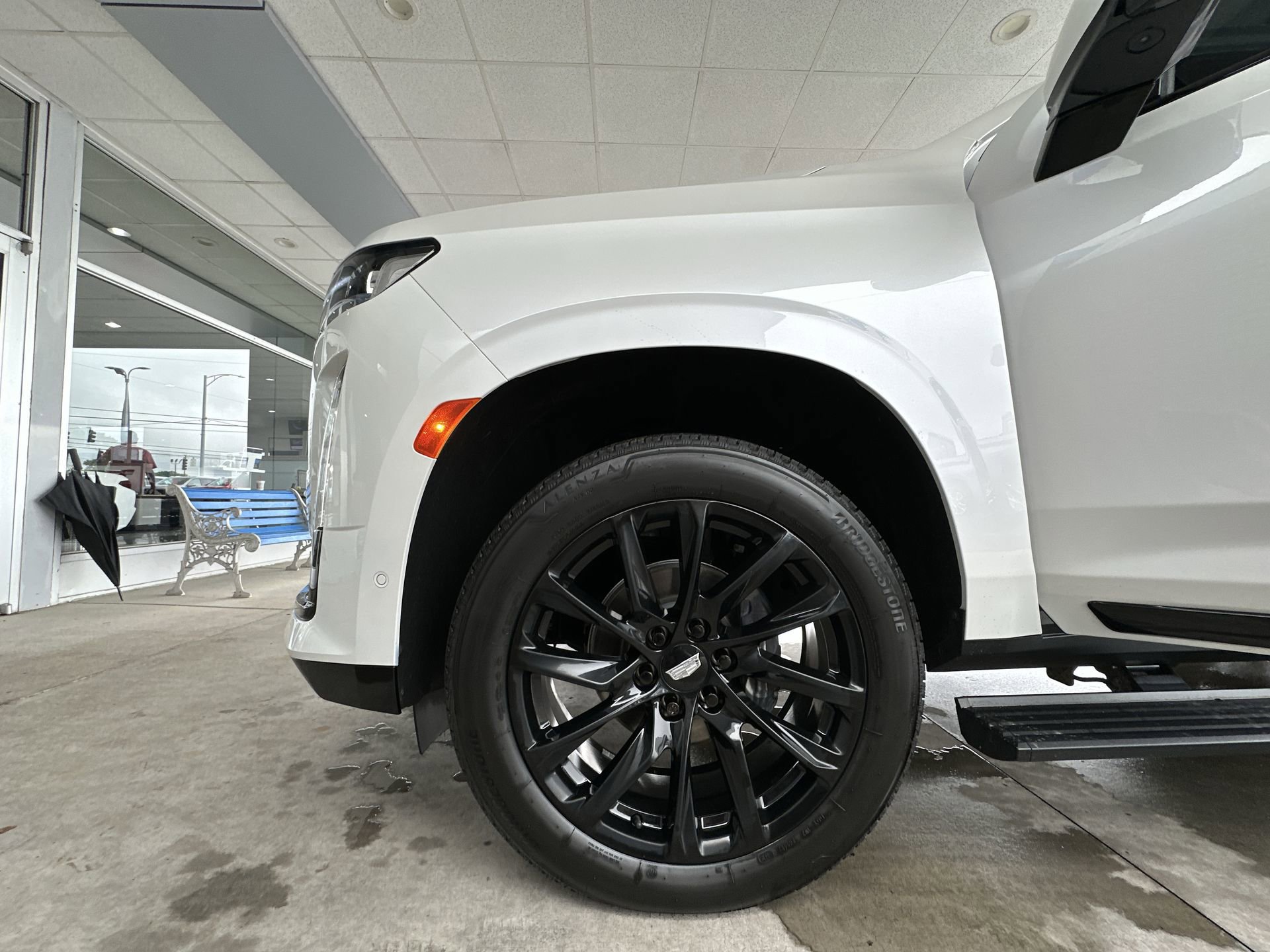 Used 2023 Cadillac Escalade Sport w/ LPO, ONYX Package AWD/4WD image 32