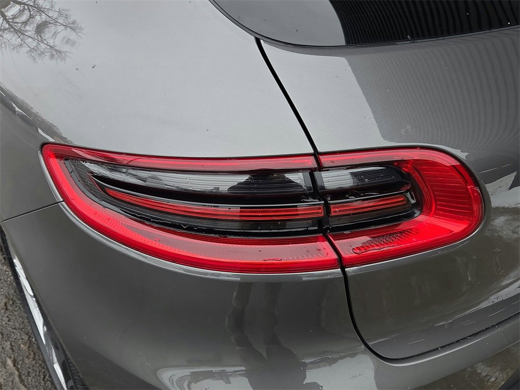 Certified 2016 Porsche Macan S image 26