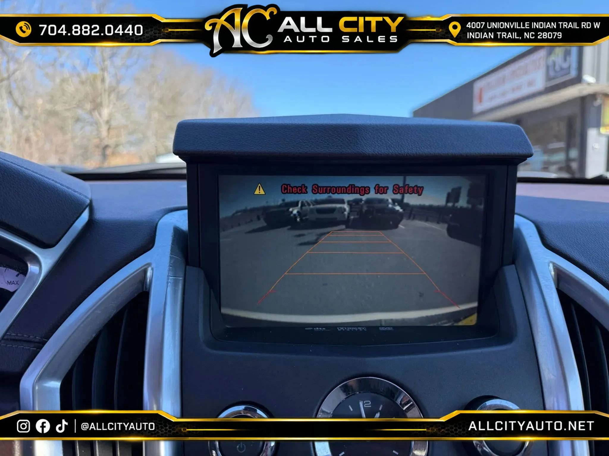 Used 2010 Cadillac SRX Premium FWD image 26