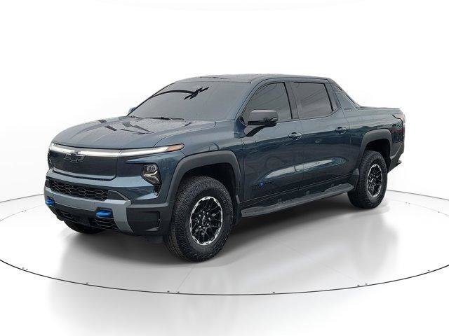 Used 2026 Chevrolet Silverado EV Trail Boss w/ Plus Package AWD/4WD image 2