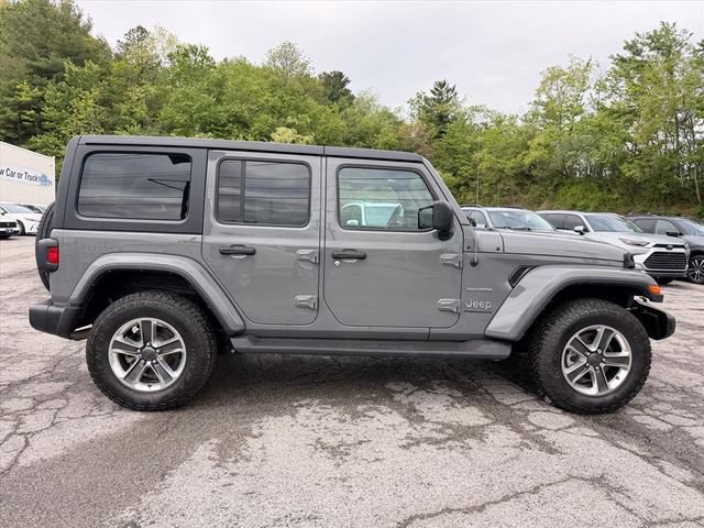 Used 2023 Jeep Wrangler Unlimited Sahara AWD/4WD image 3