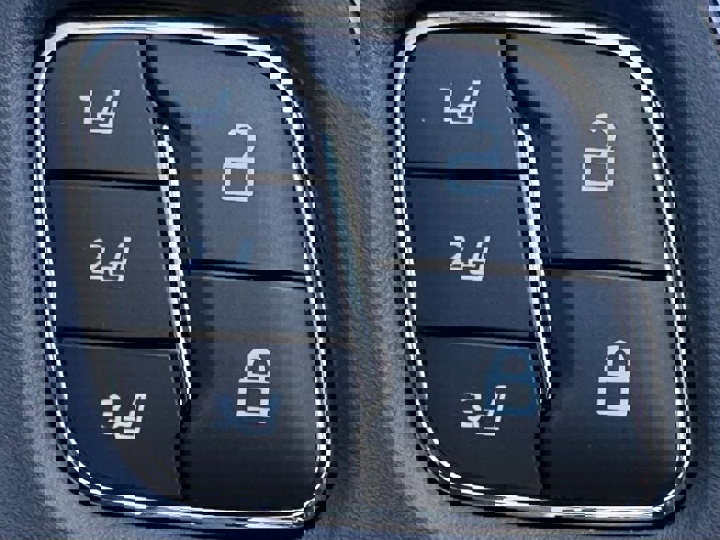 New 2026 Ford F350 Platinum image 51