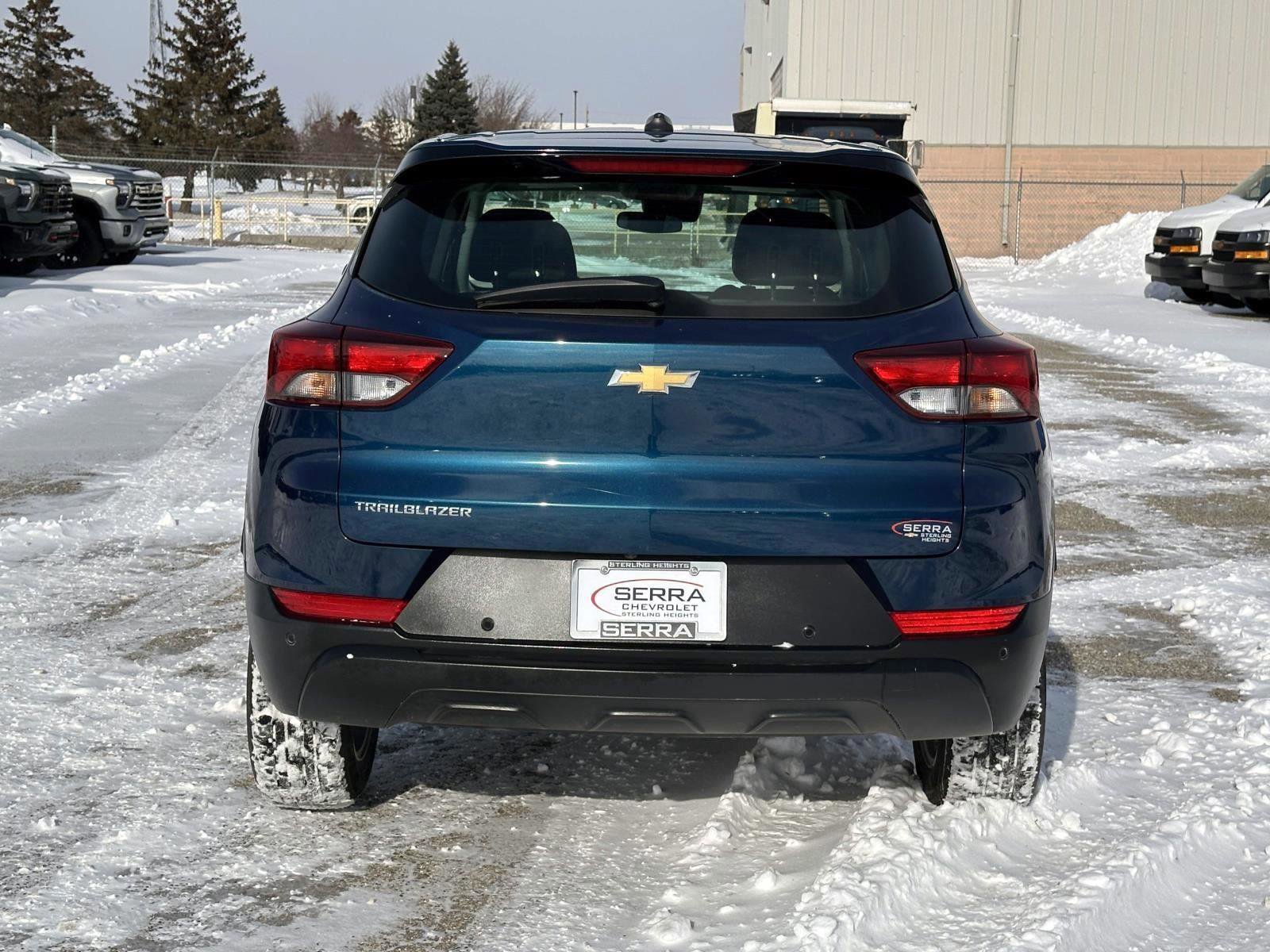 Used 2021 Chevrolet TrailBlazer LS image 4
