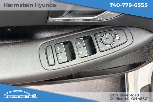 Used 2023 Hyundai Sonata SEL FWD image 9