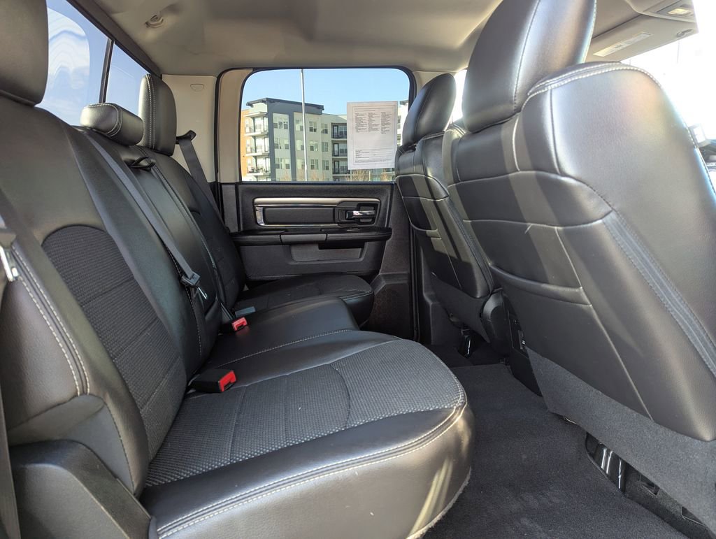 Used 2016 RAM 1500 Sport RWD image 32