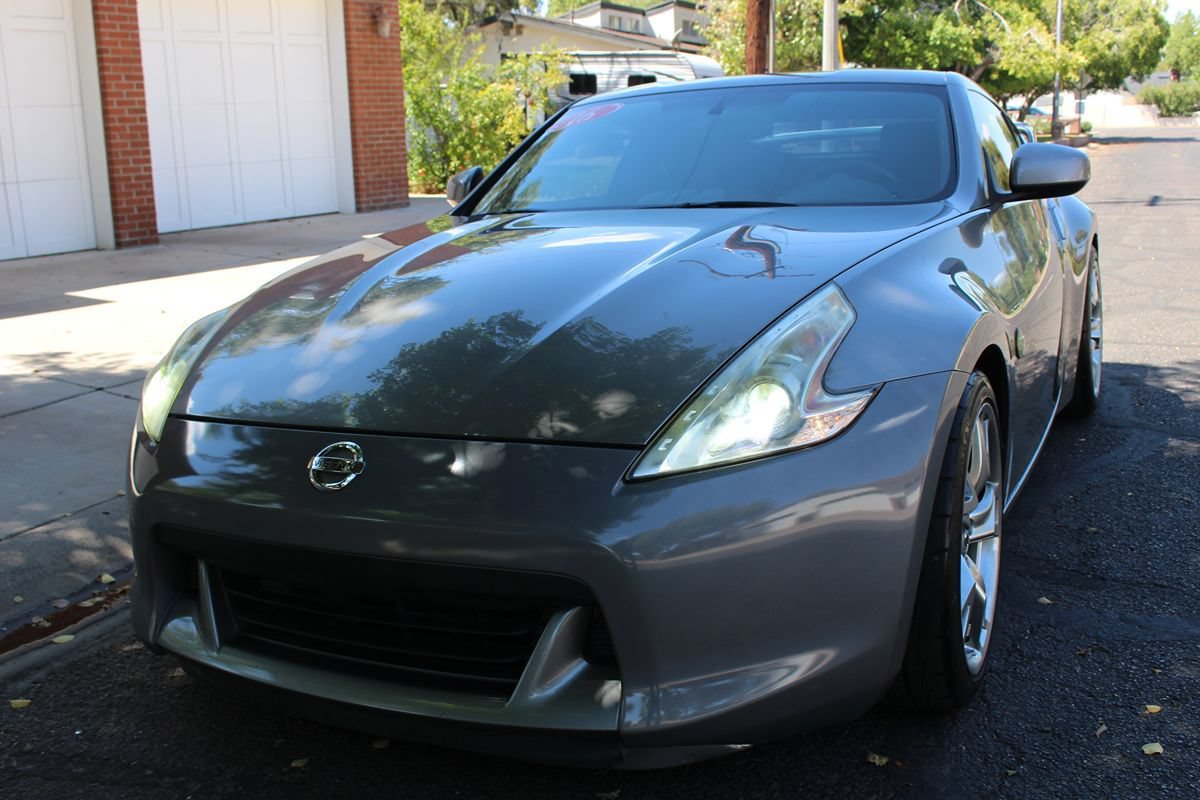 Used 2010 Nissan 370Z Touring w/ Sport Pkg RWD image 25