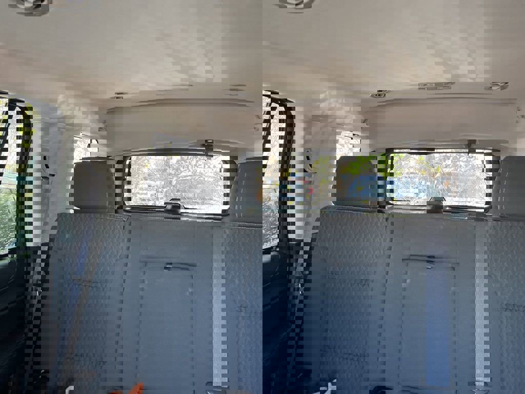 Used 2017 GMC Yukon SLE w/ HD Trailering Package image 14