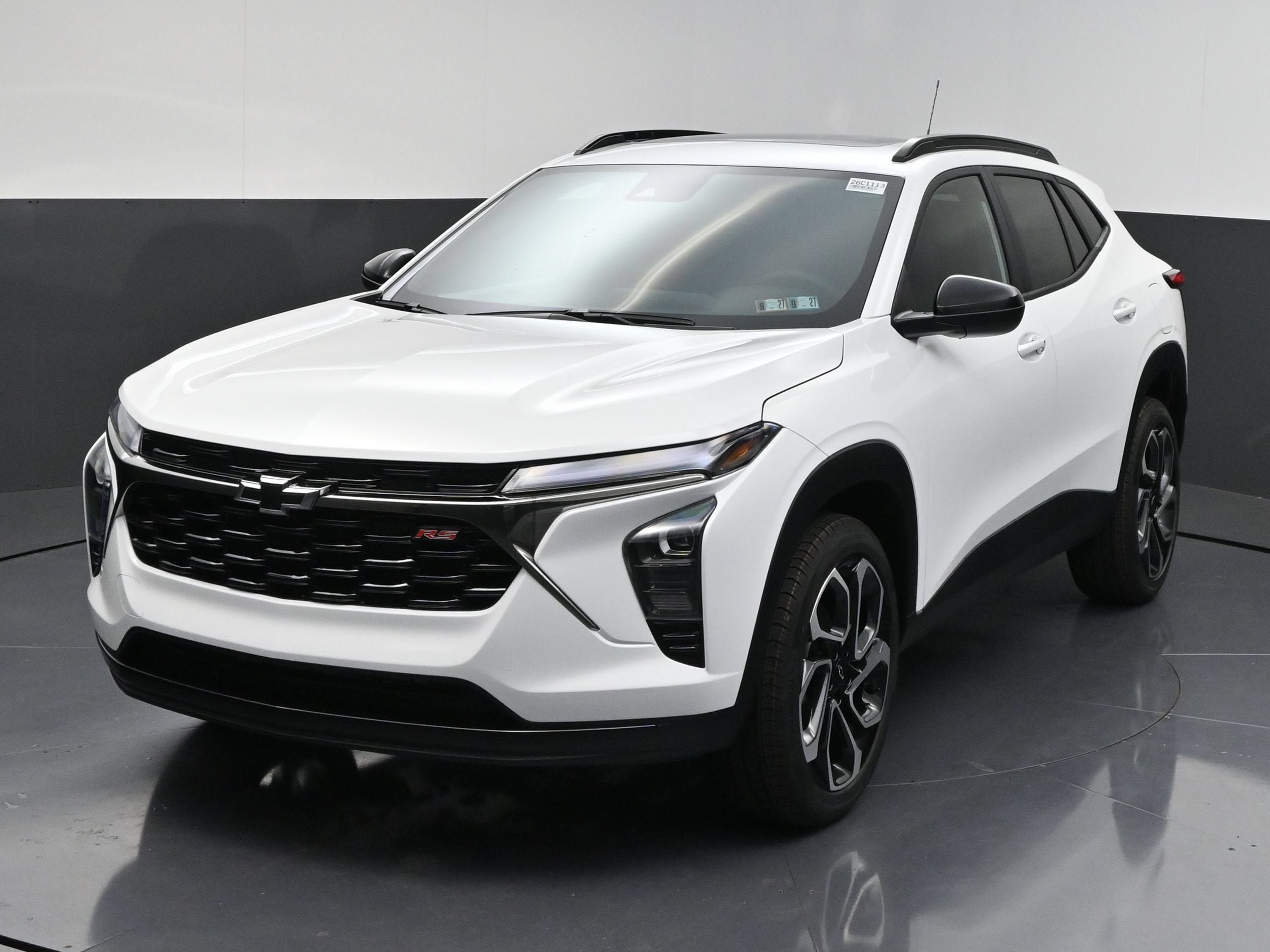 New 2026 Chevrolet Trax RS w/ Sunroof Package FWD image 4