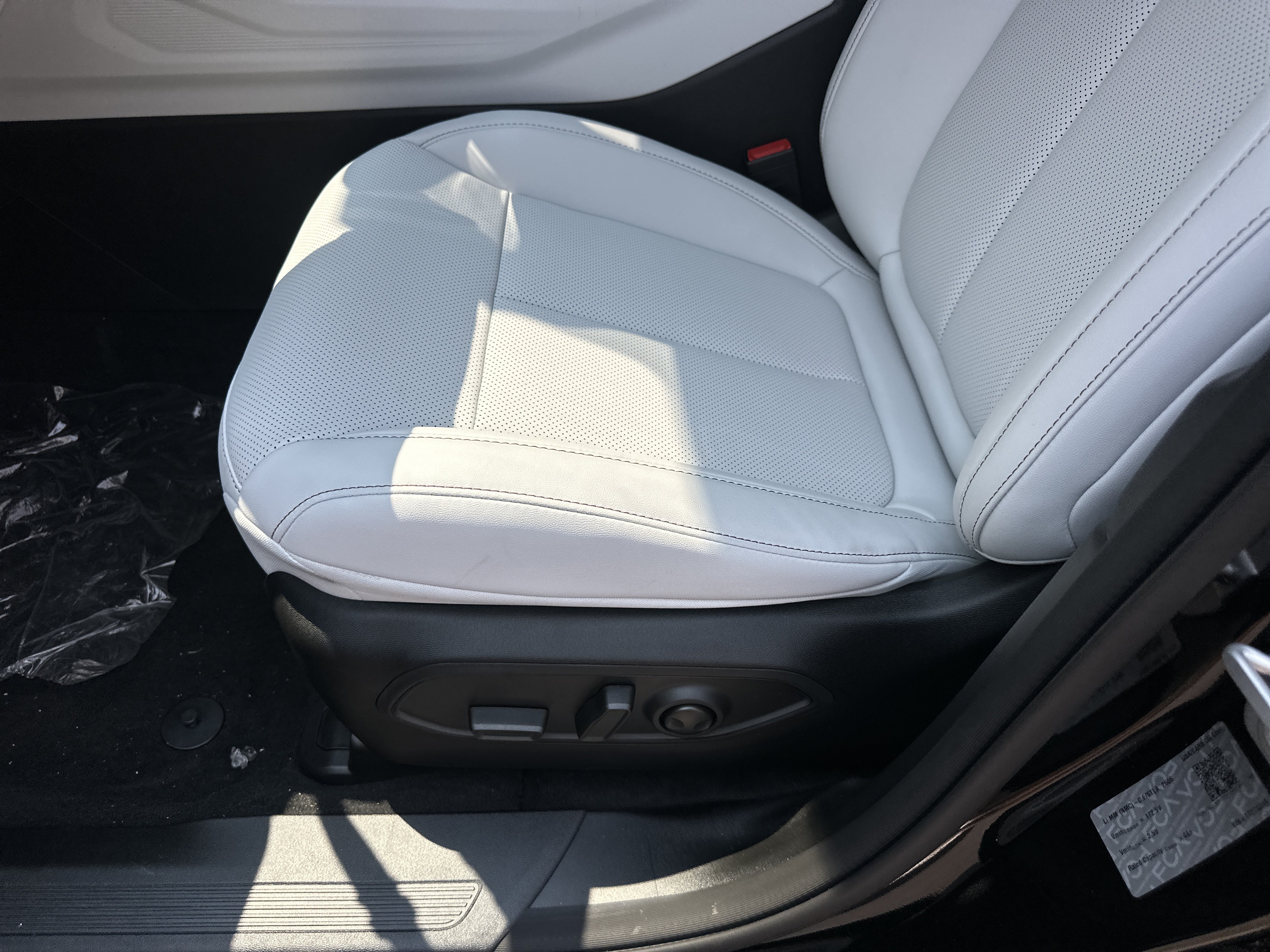 New 2026 Jeep Cherokee Limited AWD/4WD image 26