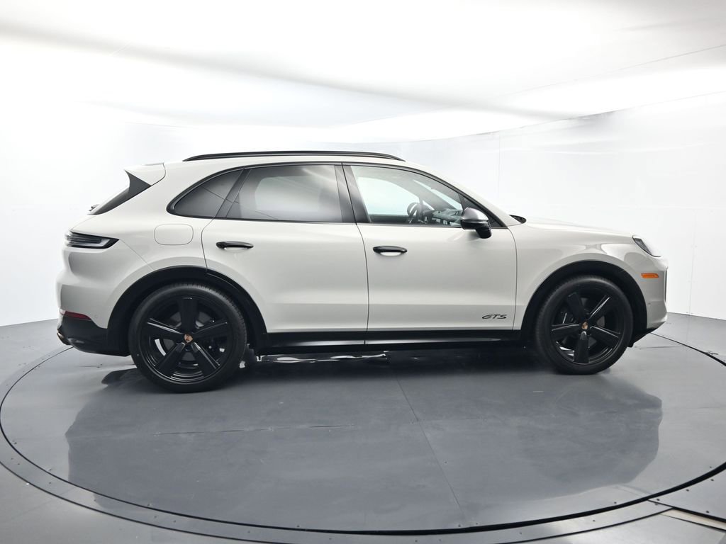 Certified 2026 Porsche Cayenne GTS image 16