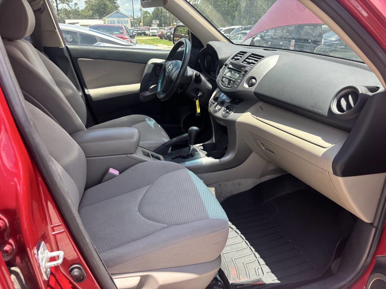 Used 2006 Toyota RAV4 Limited image 12