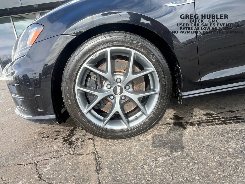 Used 2017 Volkswagen Golf R 4-Door AWD/4WD image 17