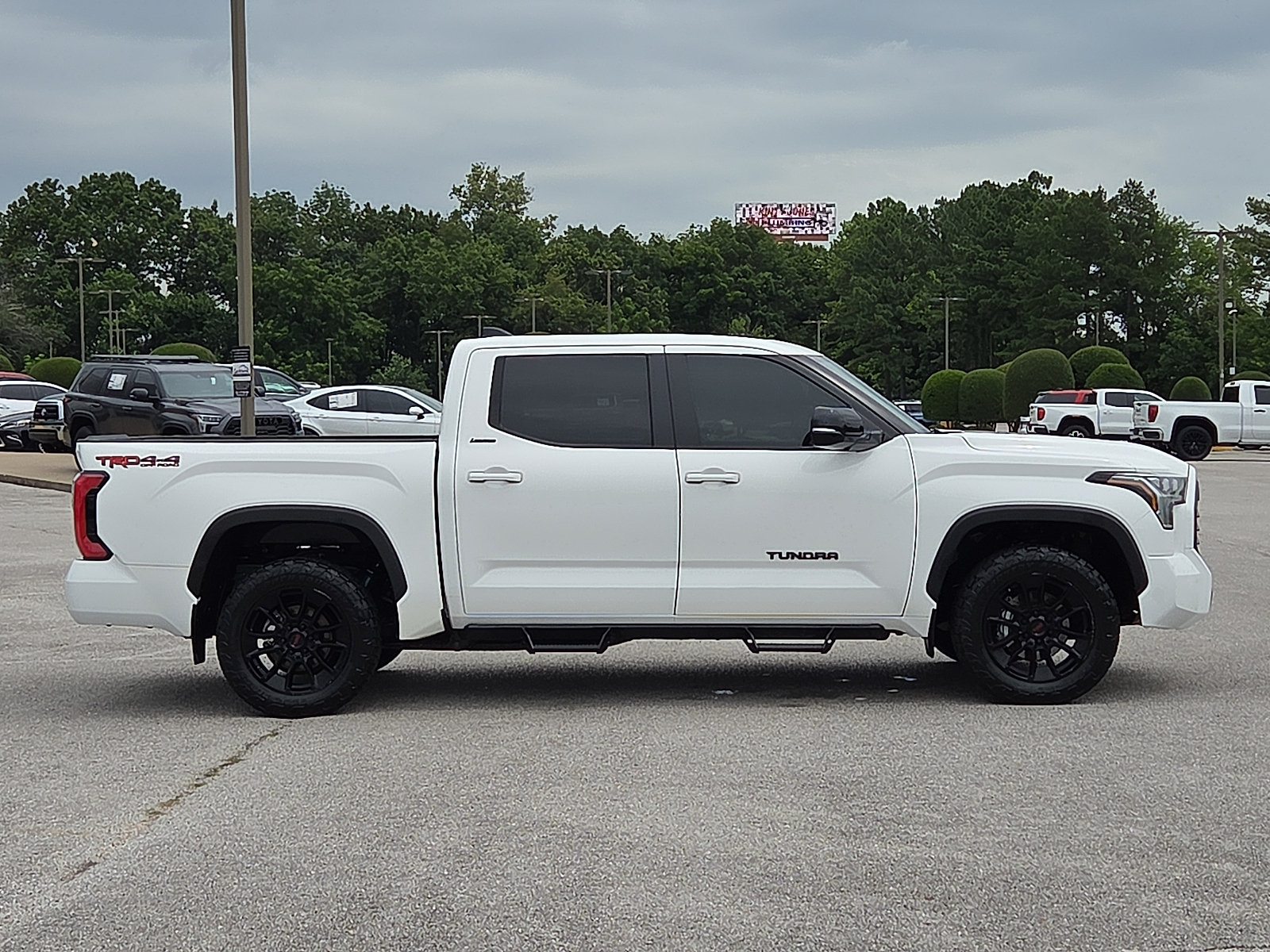 Used 2025 Toyota Tundra Limited w/ TRD Off-Road Package AWD/4WD image 6
