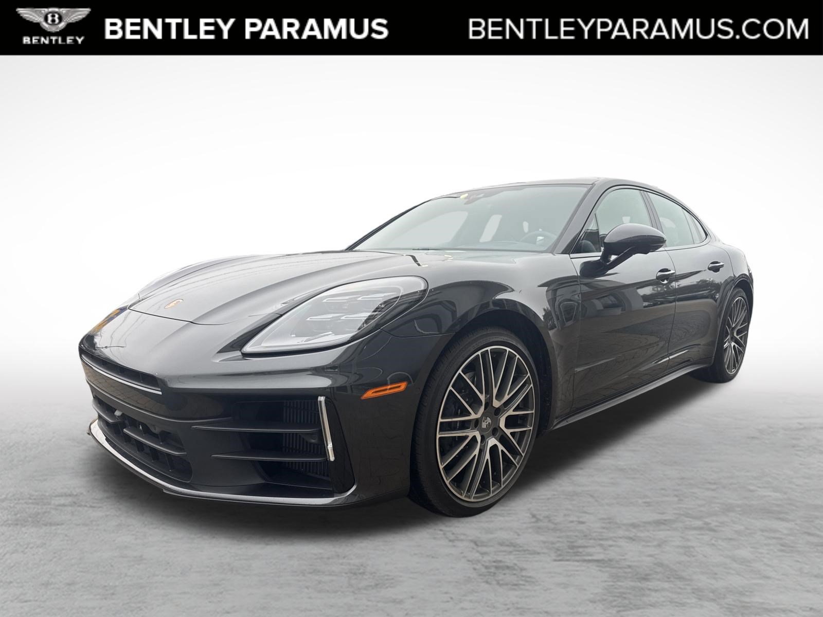Used 2024 Porsche Panamera RWD image 1