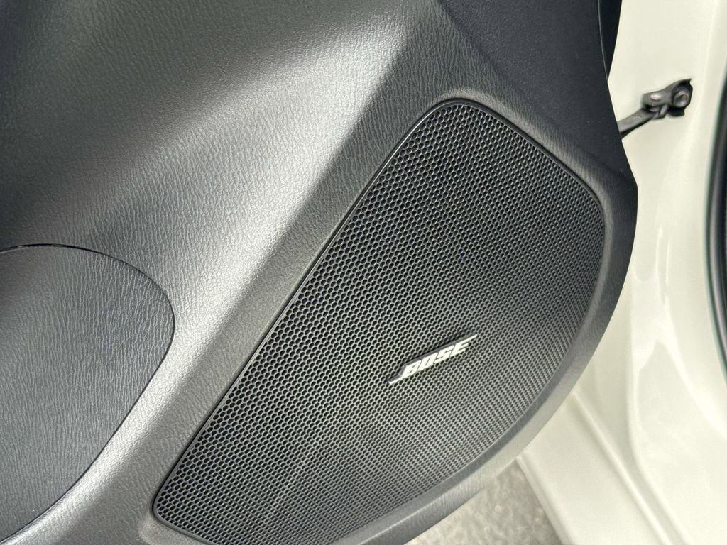 Used 2018 MAZDA MAZDA3 Touring image 22