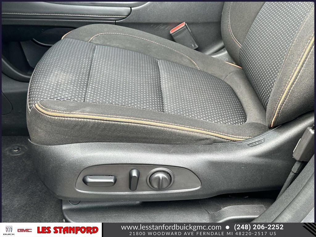 Certified 2020 GMC Acadia AT4 AWD/4WD image 18