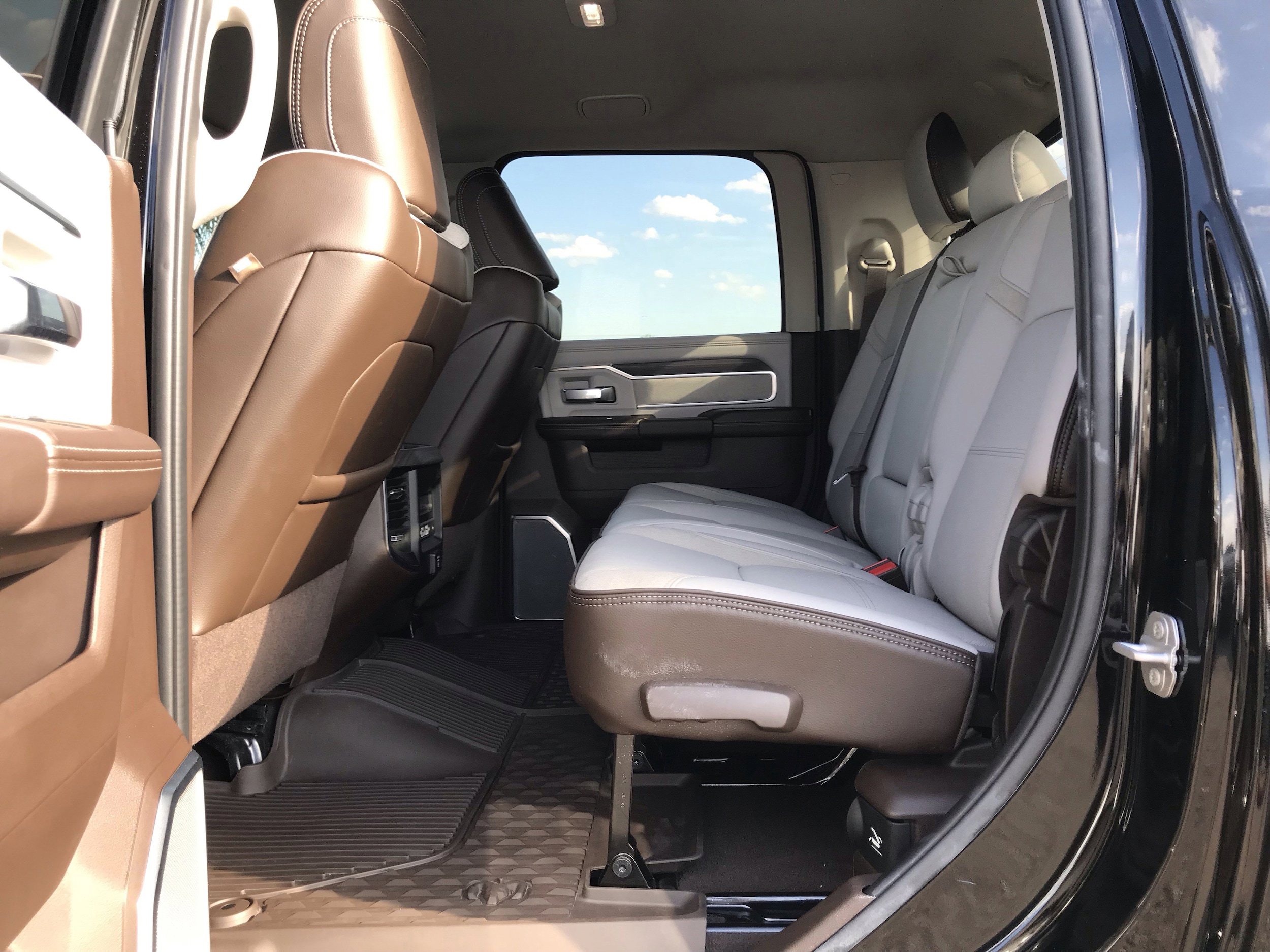 New 2026 RAM 2500 Laramie image 16
