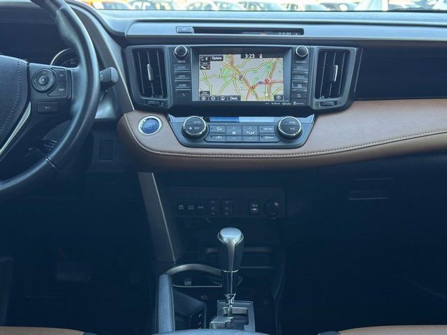 Used 2017 Toyota RAV4 Limited image 14