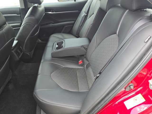 Used 2018 Toyota Camry XSE FWD image 33