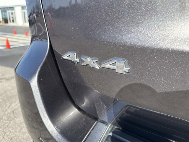 Used 2015 Jeep Grand Cherokee Overland image 4