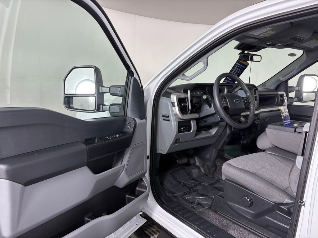 Certified 2025 Ford F350 XL w/ Snow Plow Prep Package image 12