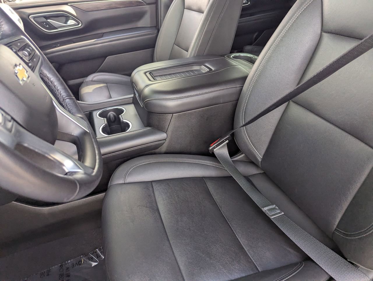 Used 2022 Chevrolet Tahoe LT w/ Luxury Package AWD/4WD image 20