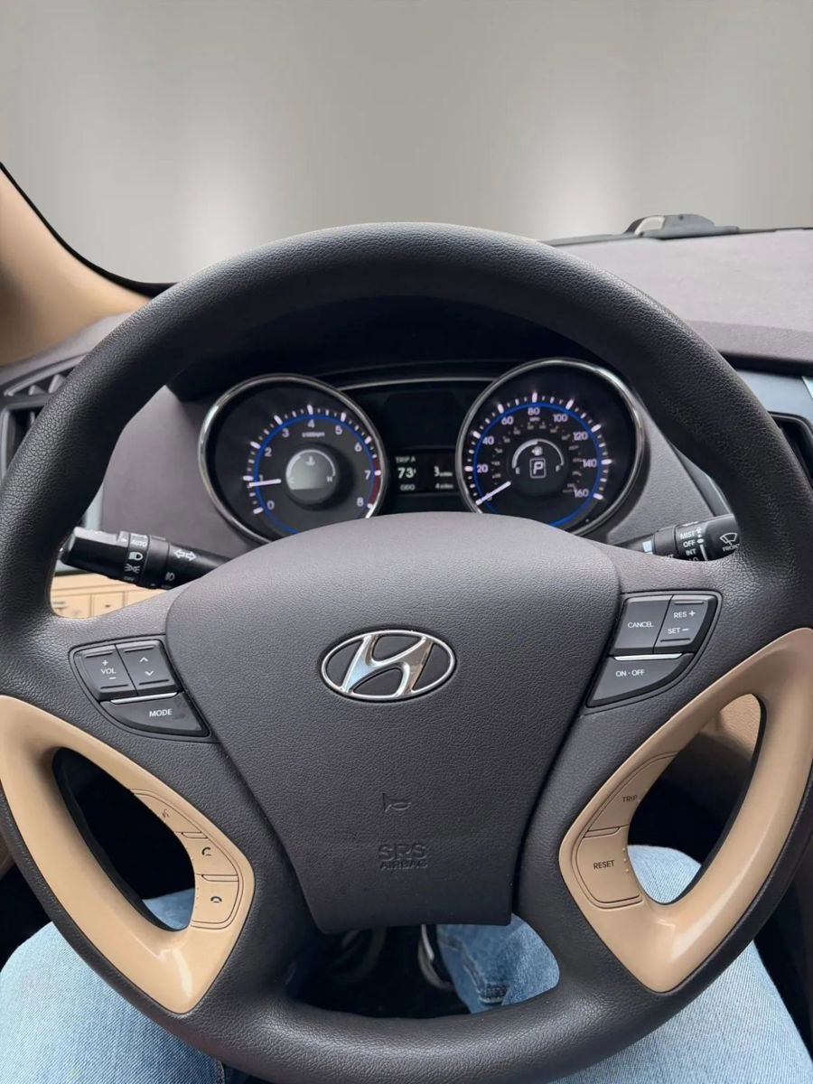 Used 2013 Hyundai Sonata GLS w/ Popular Equipment Pkg image 11