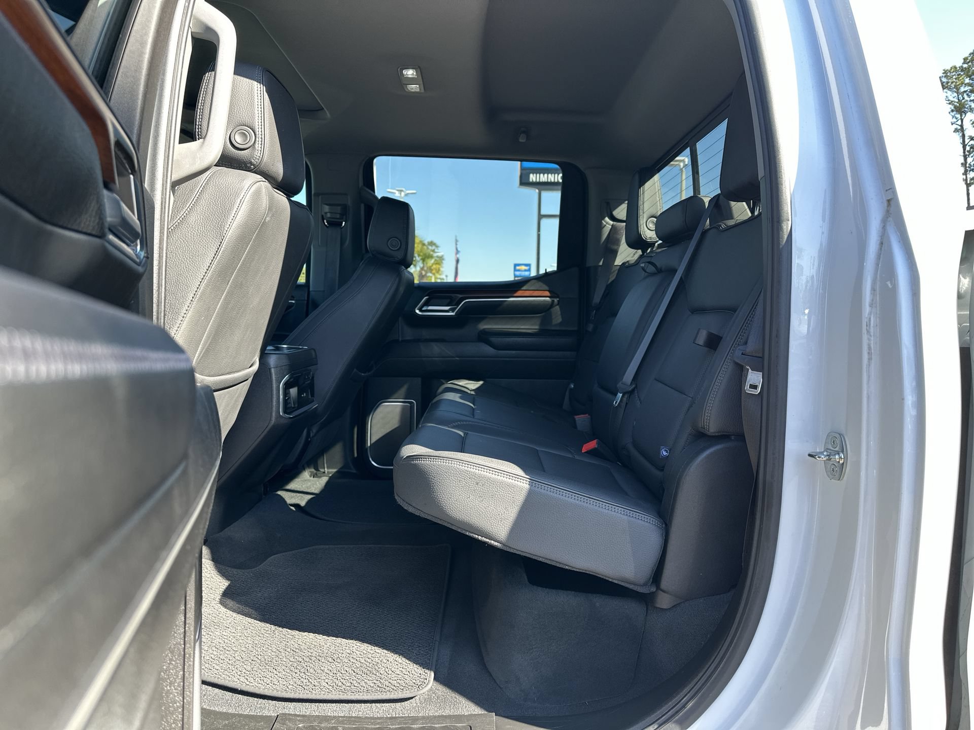 Used 2024 GMC Sierra 1500 Denali AWD/4WD image 28