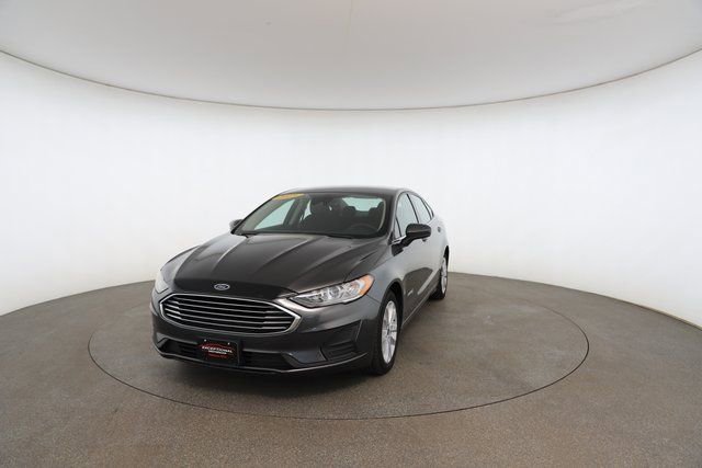 Used 2019 Ford Fusion SE image 32