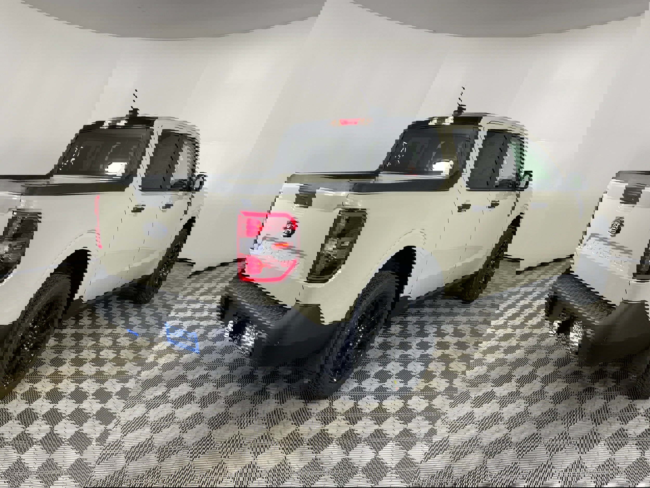 New 2025 Ford Maverick XLT w/ Black Appearance Package image 6