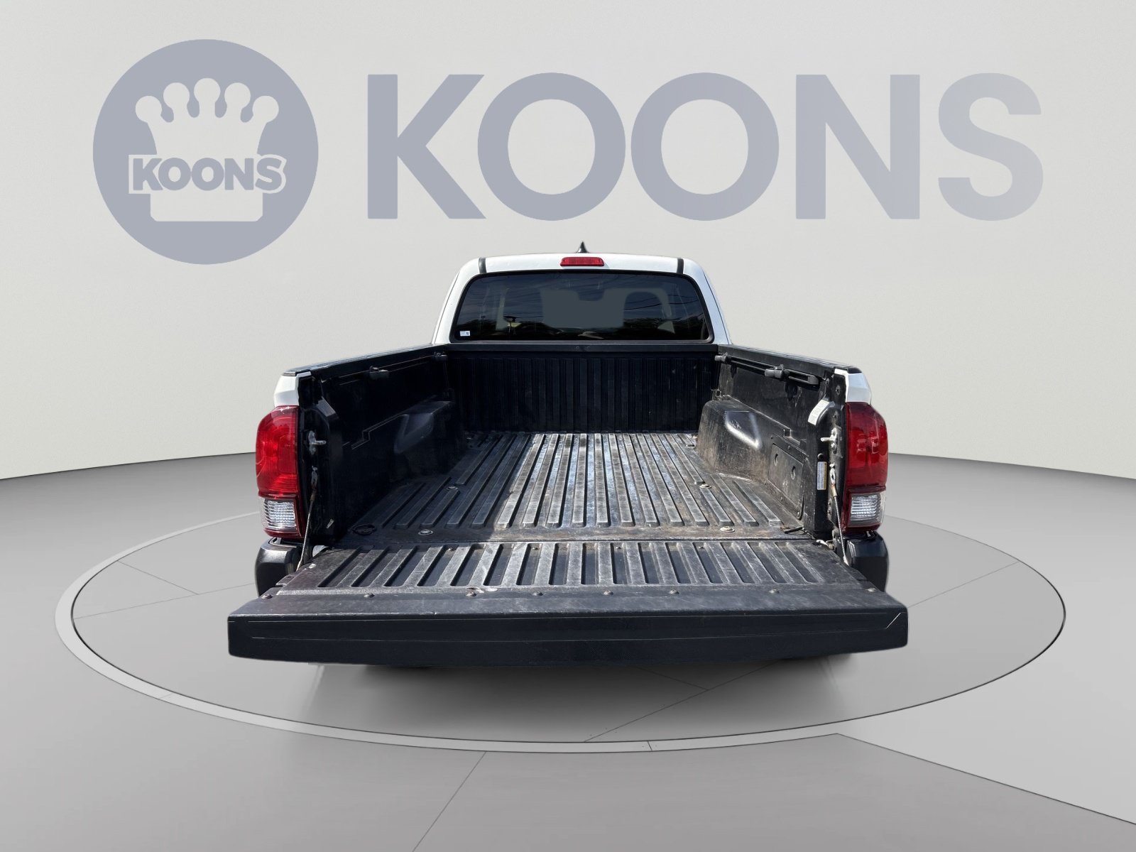 Used 2022 Toyota Tacoma SR RWD image 22