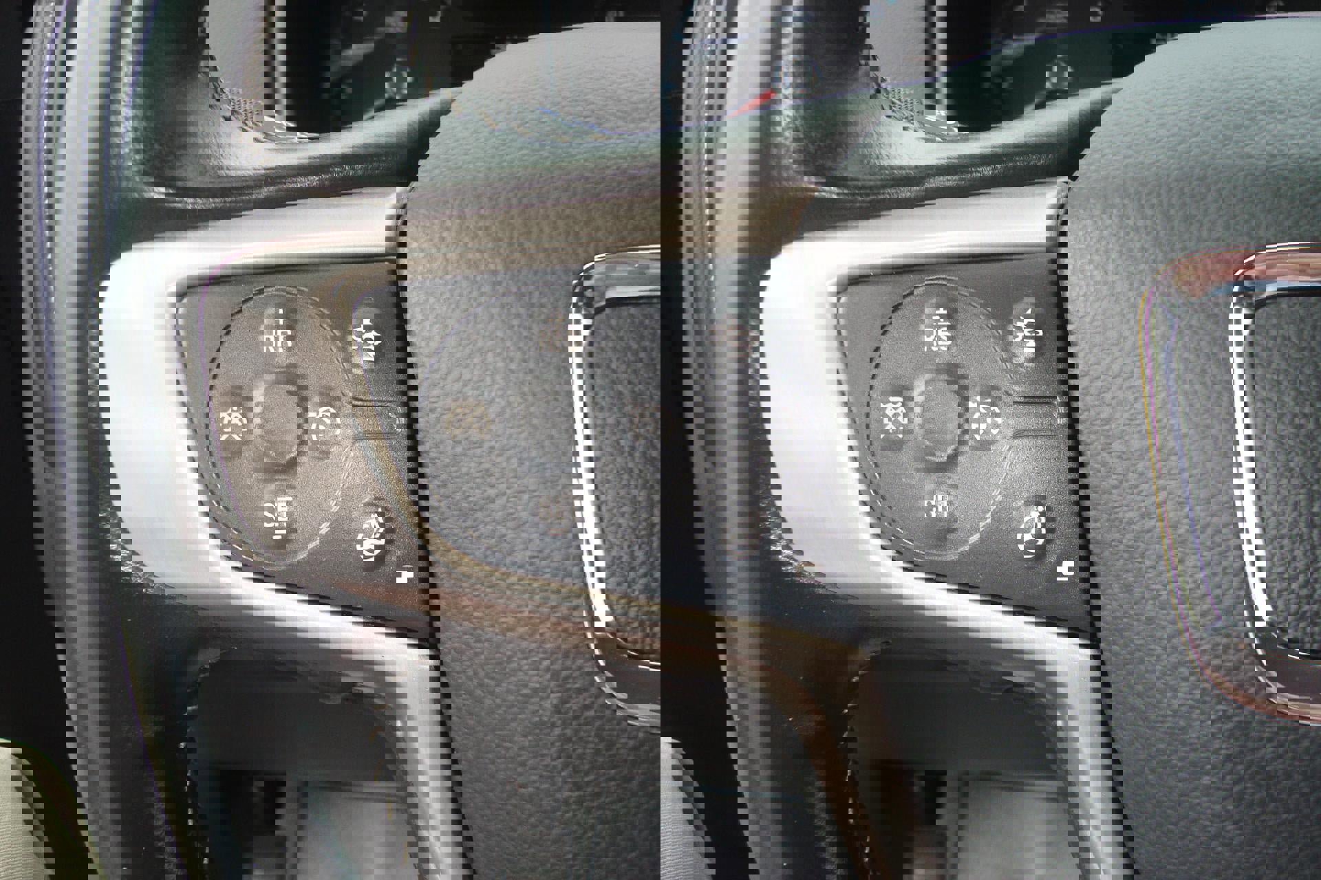 Certified 2022 GMC Canyon Denali image 11